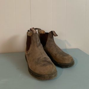 Women’s size 8 Blundstone Booties